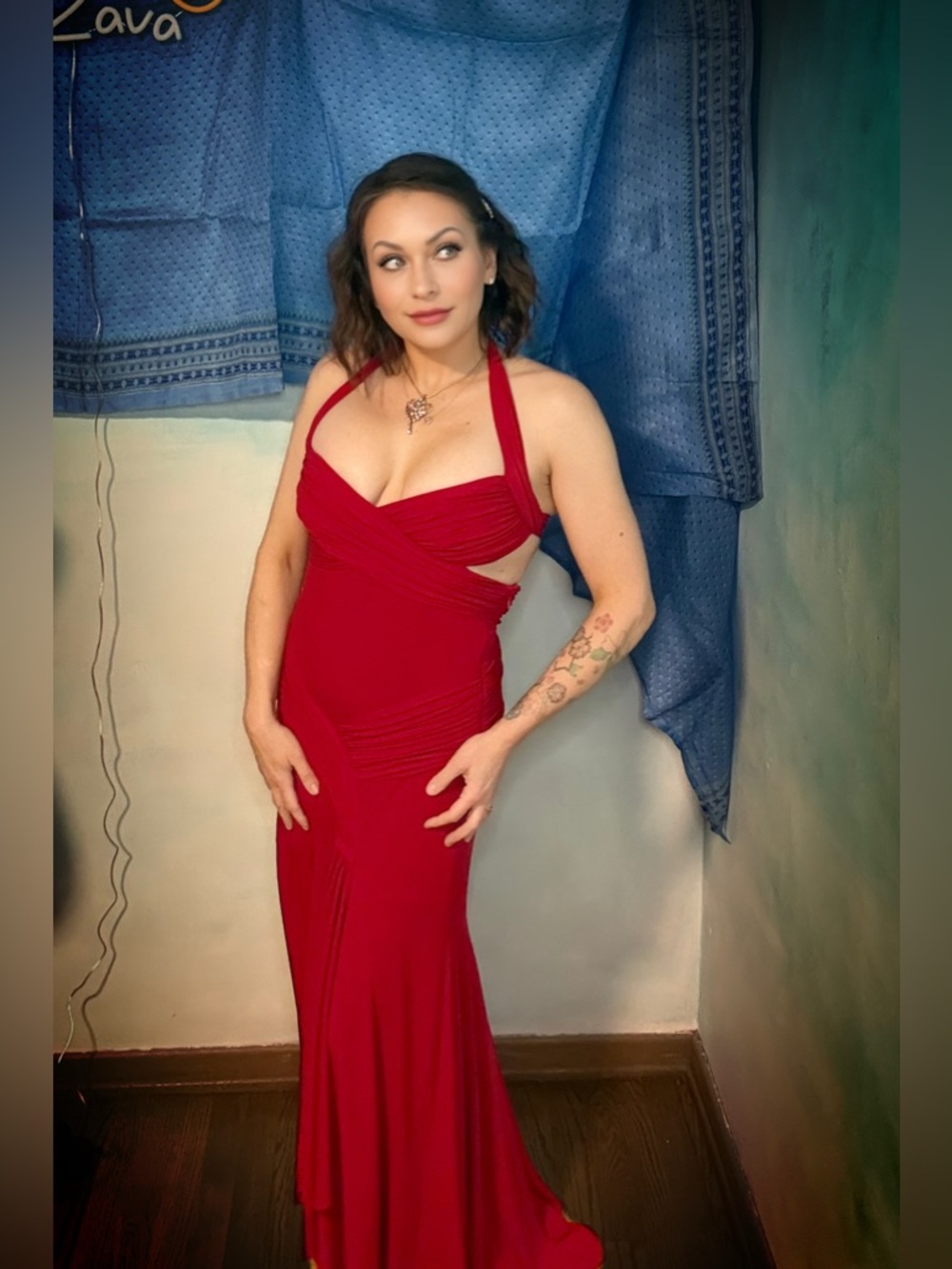 Cache’ Y2K Evening Maxi Formal Gown- Crimson Size- 6